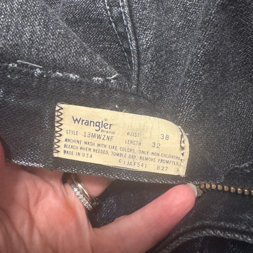 Vintage Acid Wash Wrangler Jeans 38x33 - Picture 6 of 6